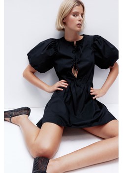 H & M - Sukienka z bufiastym rękawem i wiązaniem - Czarny ze sklepu H&M w kategorii Sukienki - zdjęcie 174098771