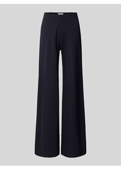 Spodnie materiałowe o kroju regular fit z elastycznym pasem model ‘KIMBERLY’ ze sklepu Peek&Cloppenburg  w kategorii Spodnie damskie - zdjęcie 174113260
