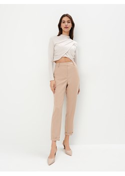 Mohito - Eleganckie spodnie - beżowy ze sklepu Mohito w kategorii Spodnie damskie - zdjęcie 174114281