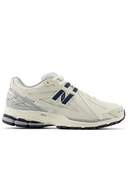 Buty New Balance M1906REK - beżowe ze sklepu streetstyle24.pl w kategorii Buty sportowe męskie - zdjęcie 174114691