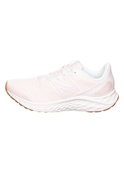 New Balance Buty &quot;Arishi v4&quot; w kolorze jasnoróżowym do biegania ze sklepu Limango Polska w kategorii Buty sportowe damskie - zdjęcie 174143314