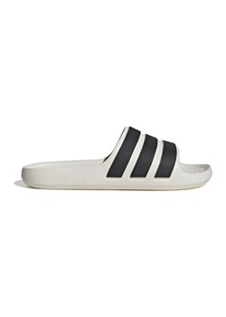 Klapki adidas Adilette Flow IG6858 białe ze sklepu ButyModne.pl w kategorii Klapki męskie - zdjęcie 174149472