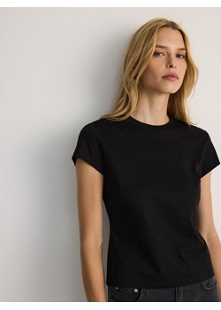 Reserved - T-shirt slim fit z domieszką jedwabiu - czarny ze sklepu Reserved w kategorii Bluzki damskie - zdjęcie 174159292