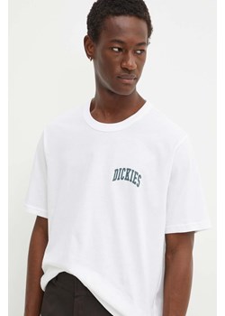 Dickies t-shirt bawełniany AITKIN CHEST TEE SS męski kolor biały z nadrukiem DK0A4Y8O ze sklepu PRM w kategorii T-shirty męskie - zdjęcie 174161282