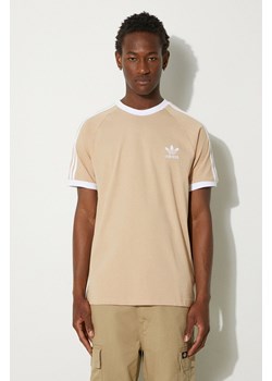 adidas Originals t-shirt bawełniany Adicolor Classics 3-Stripes Tee męski kolor beżowy z aplikacją IZ2366 ze sklepu PRM w kategorii T-shirty męskie - zdjęcie 174175670