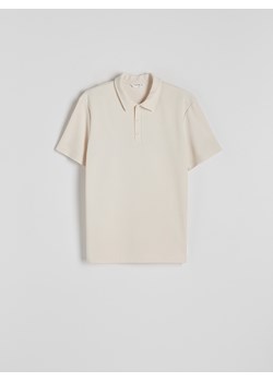 Reserved - Strukturalna koszulka polo regular - złamana biel ze sklepu Reserved w kategorii T-shirty męskie - zdjęcie 174176780