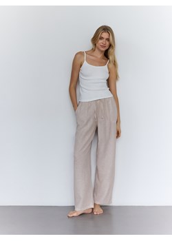 Reserved - Dwuczęściowa piżama z dodatkiem lnu - kremowy ze sklepu Reserved w kategorii Piżamy damskie - zdjęcie 174178491