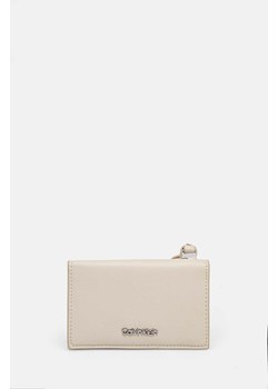 Calvin Klein portfel damski kolor beżowy ze sklepu ANSWEAR.com w kategorii Portfele damskie - zdjęcie 174285212