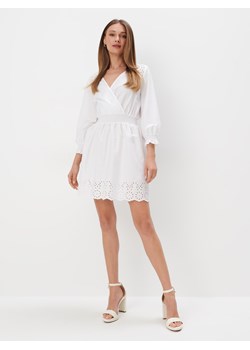 Mohito - Bawełniana sukienka mini - biały ze sklepu Mohito w kategorii Sukienki - zdjęcie 174292614