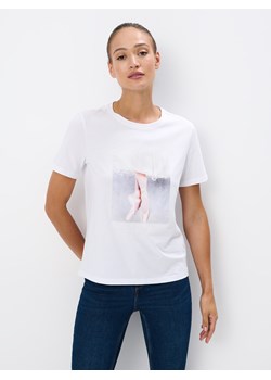 Mohito - T-shirt z nadrukiem - biały ze sklepu Mohito w kategorii Bluzki damskie - zdjęcie 174293063
