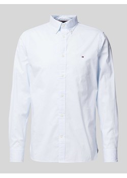 Koszula casualowa o kroju slim fit z kołnierzykiem typu button down ze sklepu Peek&Cloppenburg  w kategorii Koszule męskie - zdjęcie 174371350