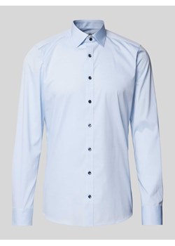 Koszula biznesowa o kroju body fit z kołnierzykiem typu kent ze sklepu Peek&Cloppenburg  w kategorii Koszule męskie - zdjęcie 174371792
