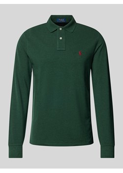 Koszulka polo o kroju custom slim fit z wyhaftowanym logo ze sklepu Peek&Cloppenburg  w kategorii T-shirty męskie - zdjęcie 174372392