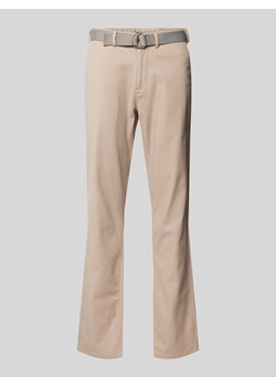 Spodnie o kroju slim fit z zapięciem na guzik i paskiem ze sklepu Peek&Cloppenburg  w kategorii Spodnie męskie - zdjęcie 174372830