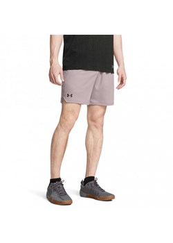 Męskie spodenki treningowe Under Armour UA Vanish Woven 6in Shorts - beżowe ze sklepu Sportstylestory.com w kategorii Spodenki męskie - zdjęcie 174388683