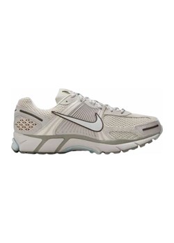 Buty Zoom Vomero 5 SE Nike ze sklepu SPORT-SHOP.pl w kategorii Buty sportowe męskie - zdjęcie 174428742