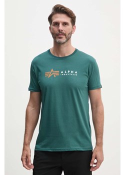 Alpha Industries t-shirt bawełniany Label męski kolor zielony z nadrukiem 118502 ze sklepu PRM w kategorii T-shirty męskie - zdjęcie 174538631