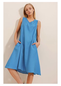 Trend Alacati Sukienka &quot;Trend Alaçat Stili&quot; w kolorze błękitnym ze sklepu Limango Polska w kategorii Sukienki - zdjęcie 174550793