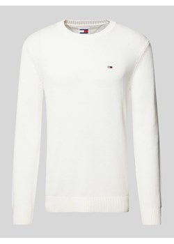 Sweter z dzianiny o kroju slim fit z naszywką z logo ze sklepu Peek&Cloppenburg  w kategorii Swetry męskie - zdjęcie 174553544