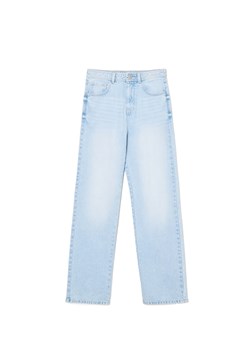 Cropp - Jasne jeansy straight z efektem sprania - niebieski ze sklepu Cropp w kategorii Jeansy damskie - zdjęcie 174558880