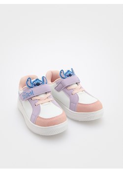 Reserved - Sneakersy Lilo i Stitch - biały ze sklepu Reserved w kategorii Buty sportowe dziecięce - zdjęcie 174559480