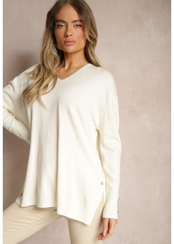 Biały Sweter z Trójkątnym Dekoltem i Ozdobnymi Guzikami na Rękawach Leriselle ze sklepu Renee odzież w kategorii Swetry damskie - zdjęcie 174571100