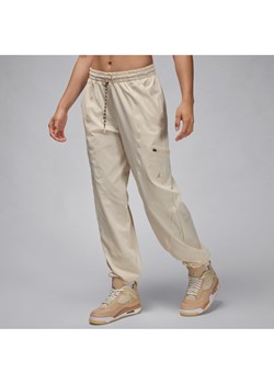 Damskie spodnie tunelowe Jordan Sport - Brązowy ze sklepu Nike poland w kategorii Spodnie damskie - zdjęcie 174573244