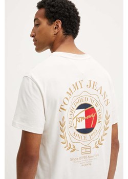 Tommy Jeans t-shirt bawełniany męski kolor beżowy z nadrukiem DM0DM18540 ze sklepu ANSWEAR.com w kategorii T-shirty męskie - zdjęcie 174579271