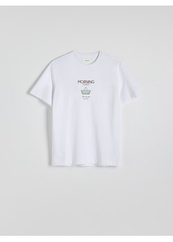 Reserved - T-shirt regular fit z nadrukiem - biały ze sklepu Reserved w kategorii T-shirty męskie - zdjęcie 174586532