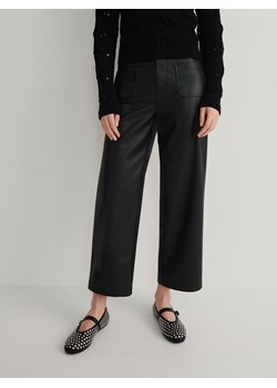 Reserved - Spodnie z imitacji skóry - czarny ze sklepu Reserved w kategorii Spodnie damskie - zdjęcie 174597914