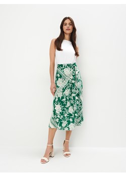 Mohito - Wiskozowa zielona spódnica midi - zielony ze sklepu Mohito w kategorii Spódnice - zdjęcie 174613002