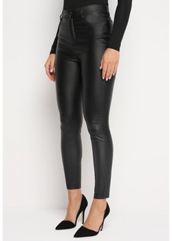 Czarne Dopasowane Spodnie z Ekoskóry Rilanis ze sklepu Born2be Odzież w kategorii Spodnie damskie - zdjęcie 174627032