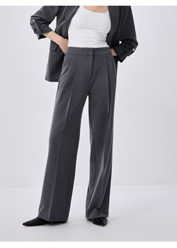 Reserved - Szerokie spodnie z zakładkami - szary ze sklepu Reserved w kategorii Spodnie damskie - zdjęcie 174633253
