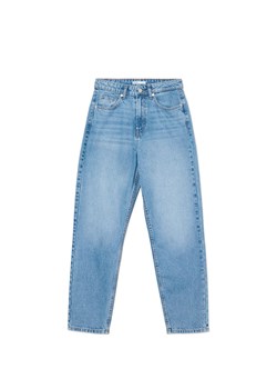Cropp - Jeansy mom z wysokim stanem - niebieski ze sklepu Cropp w kategorii Jeansy damskie - zdjęcie 174640884