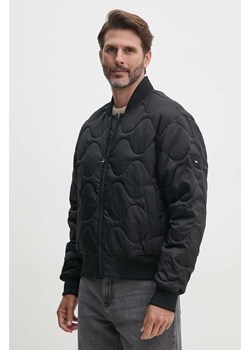 Tommy Hilfiger kurtka bomber męski kolor czarny przejściowa MW0MW37341 ze sklepu ANSWEAR.com w kategorii Kurtki męskie - zdjęcie 174647003