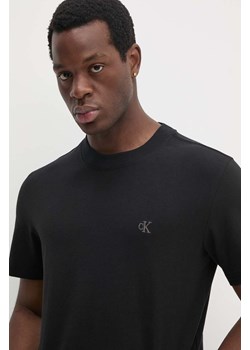 Calvin Klein Jeans t-shirt bawełniany męski kolor czarny gładki J30J326683 ze sklepu ANSWEAR.com w kategorii T-shirty męskie - zdjęcie 174647801