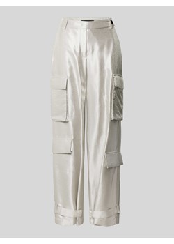 Spodnie cargo z nakładanymi kieszeniami ze sklepu Peek&Cloppenburg  w kategorii Spodnie damskie - zdjęcie 174651283