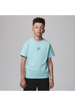 T-shirt dla dużych dzieci z naszywką Flight Jordan - Zieleń ze sklepu Nike poland w kategorii T-shirty chłopięce - zdjęcie 174687430