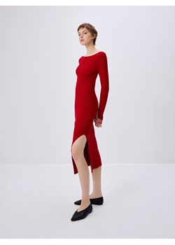 Reserved - Sukienka midi - czerwony ze sklepu Reserved w kategorii Sukienki - zdjęcie 174692723