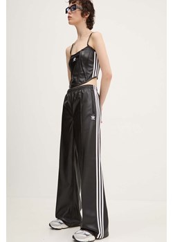 adidas Originals spodnie Firebird Pleather Pant damskie kolor czarny szerokie high waist IY7245 ze sklepu PRM w kategorii Spodnie damskie - zdjęcie 174695691