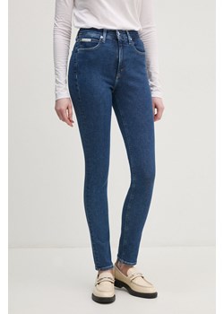 Calvin Klein Jeans jeansy damskie kolor granatowy J20J224017 ze sklepu ANSWEAR.com w kategorii Jeansy damskie - zdjęcie 174703571