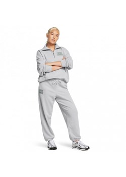 Damskie spodnie dresowe Under Armour UA Icon Hwt Terry Os Pant - szare ze sklepu Sportstylestory.com w kategorii Spodnie damskie - zdjęcie 174707584