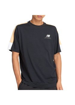 Koszulka New Balance MT43526BK - czarna ze sklepu streetstyle24.pl w kategorii T-shirty męskie - zdjęcie 174711203