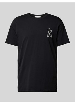 T-shirt z prążkowanym,okrągłym dekoltem model ‘AADONI’ ze sklepu Peek&Cloppenburg  w kategorii T-shirty męskie - zdjęcie 174739404