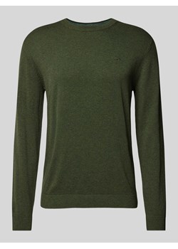 Sweter z dzianiny z wyhaftowanym logo model ‘BASIC’ ze sklepu Peek&Cloppenburg  w kategorii Swetry męskie - zdjęcie 174759041