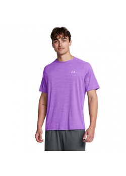 Męska koszulka treningowa Under Armour UA Tech Textured SS - fioletowa ze sklepu Sportstylestory.com w kategorii T-shirty męskie - zdjęcie 174792474