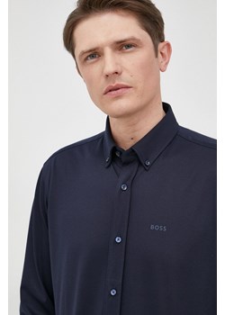 BOSS koszula 50469378 męska kolor granatowy regular z kołnierzykiem button-down ze sklepu ANSWEAR.com w kategorii Koszule męskie - zdjęcie 174795182