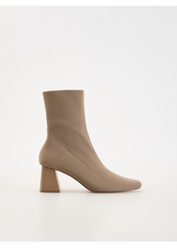 Reserved - Botki na obcasie - beżowy ze sklepu Reserved w kategorii Botki - zdjęcie 174806260