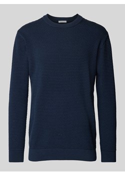 Sweter z dzianiny z fakturowanym wzorem model ‘VAGN’ ze sklepu Peek&Cloppenburg  w kategorii Swetry męskie - zdjęcie 174806730