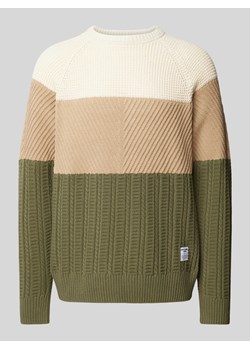 Sweter z dzianiny z fakturowanym wzorem model ‘CODY’ ze sklepu Peek&Cloppenburg  w kategorii Swetry męskie - zdjęcie 174844852